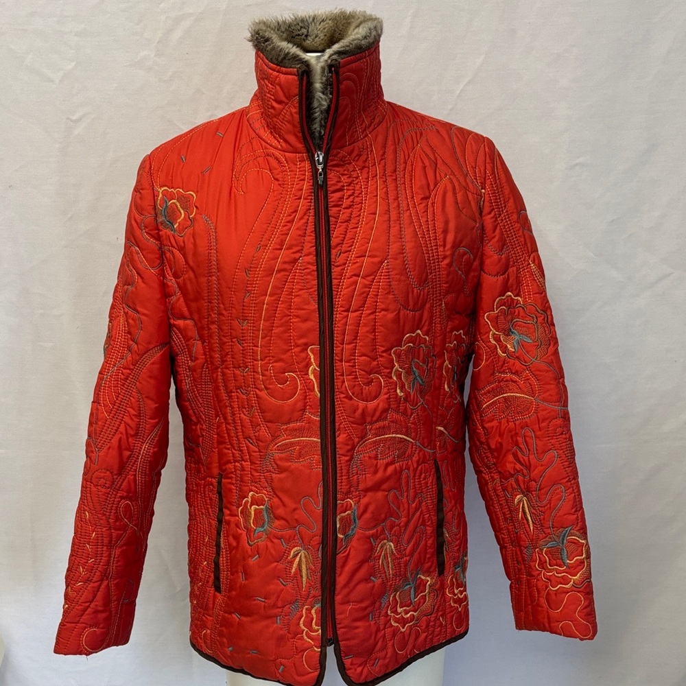 Seoul Little Red Embroidered Puffer Jacket